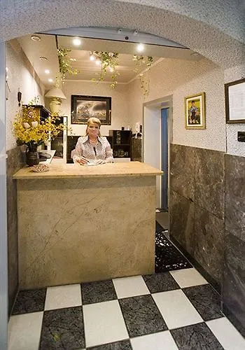 Hotel Diana Dusseldorf Guest house