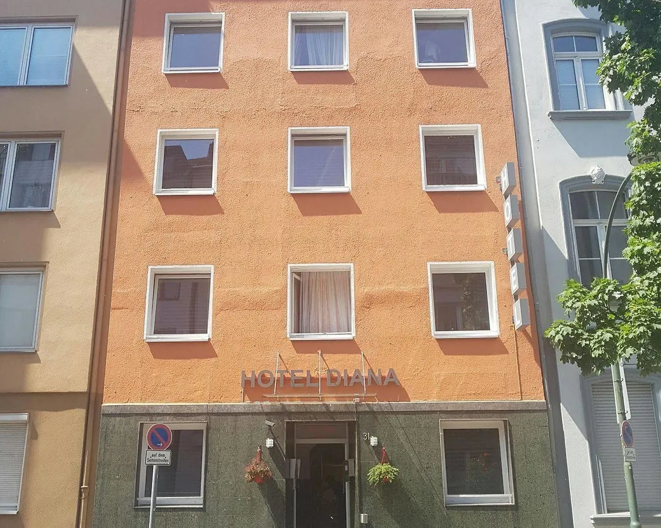 Hotel Diana Dusseldorf Guest house