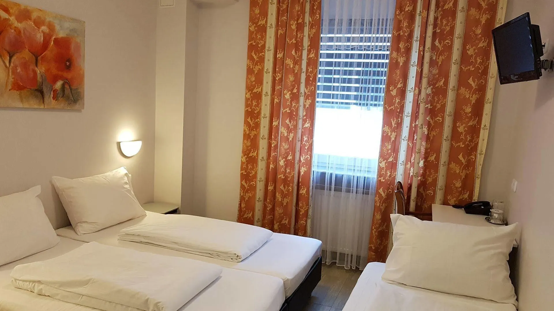 *** Guest house Hotel Diana Dusseldorf Germany